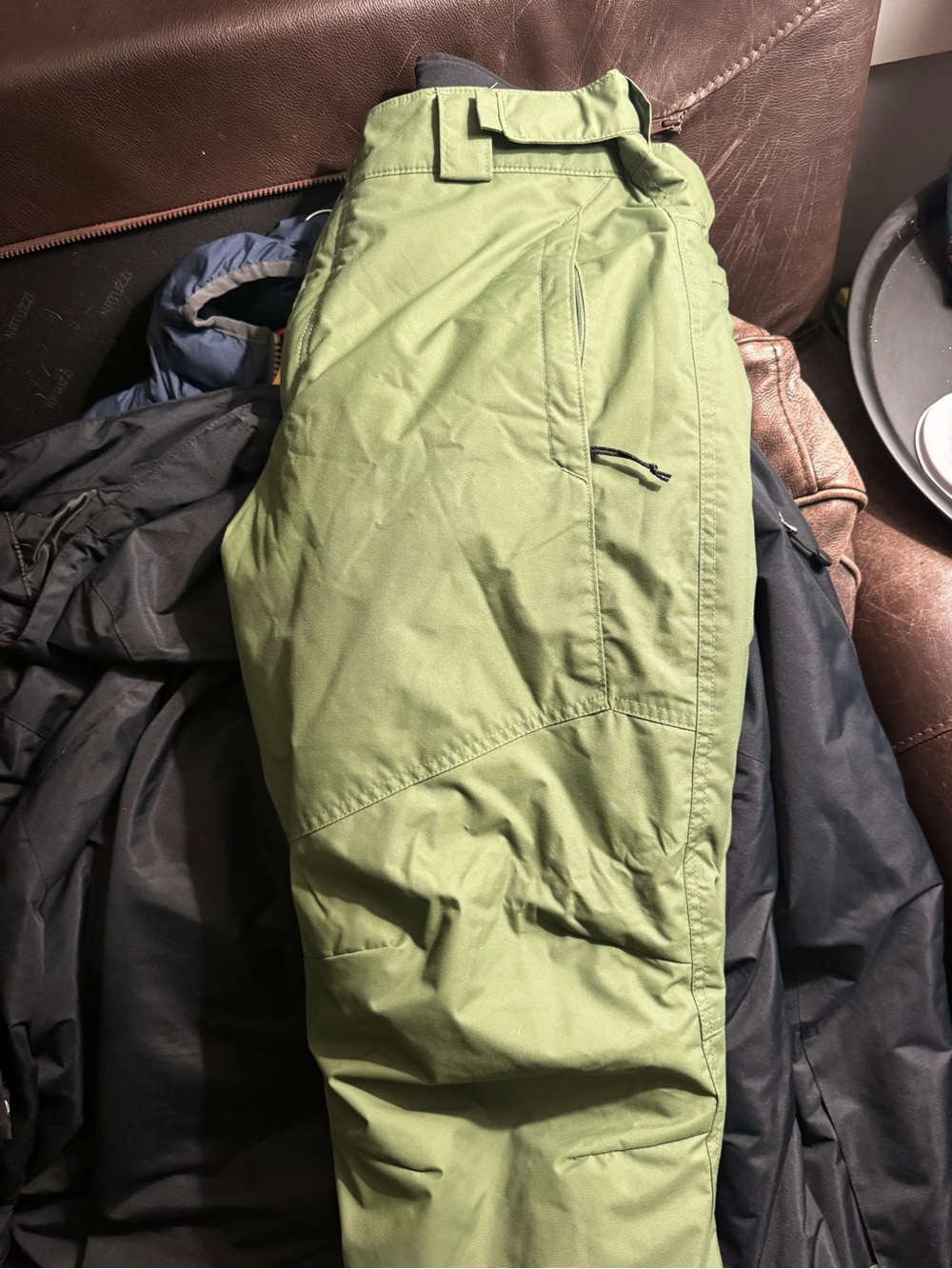 Columbia Men's snow pants  in Olive and Black